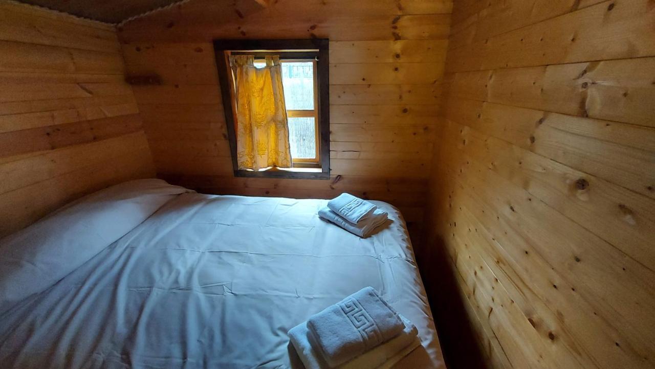 Camping Llavorsi Luaran gambar