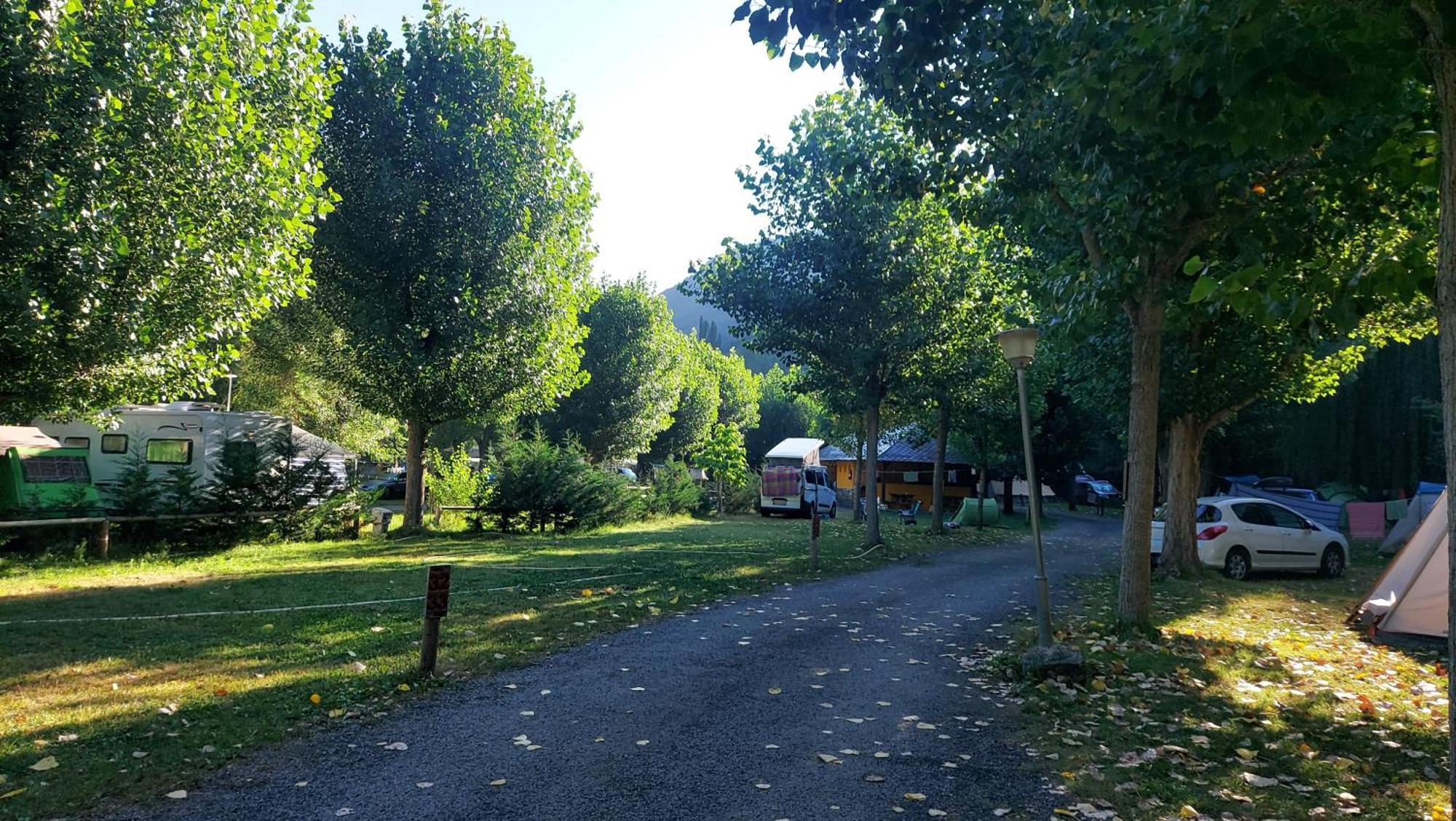 Camping Llavorsi Luaran gambar
