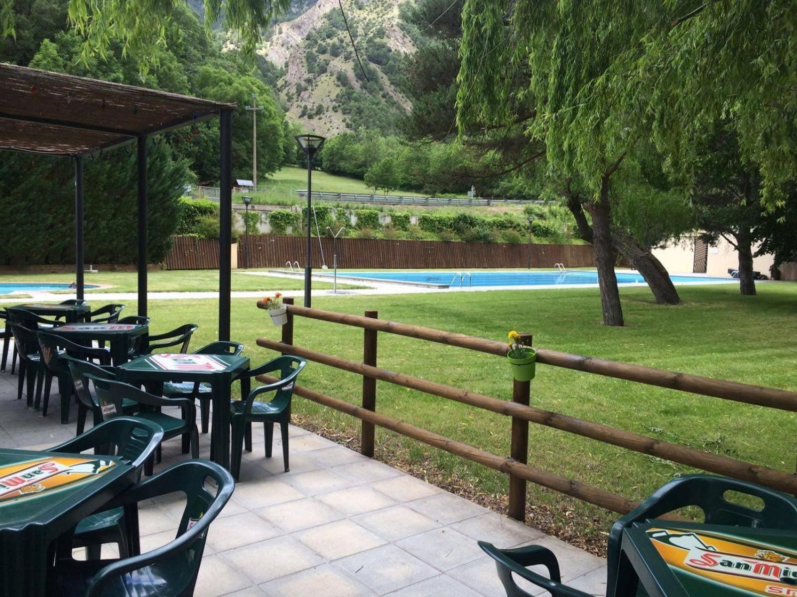 Camping Llavorsi Luaran gambar